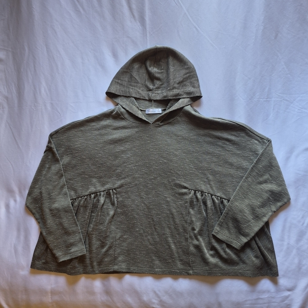 89th & Madison Textured Olive Green Oversized Hoodie Size Medium